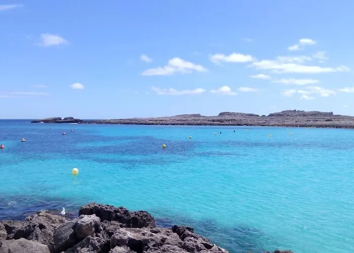 Vila Launa En Port D' Addaia